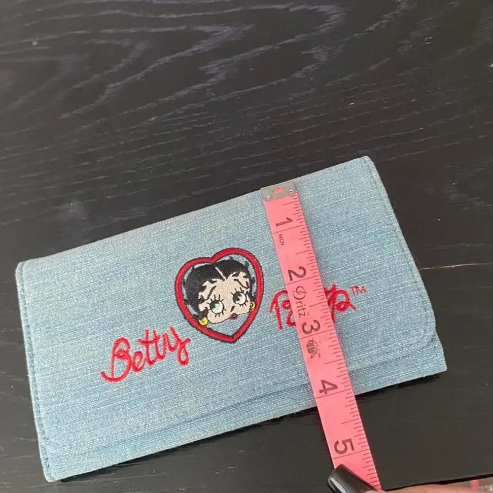 Vintage 2000s betty boop blue wallet